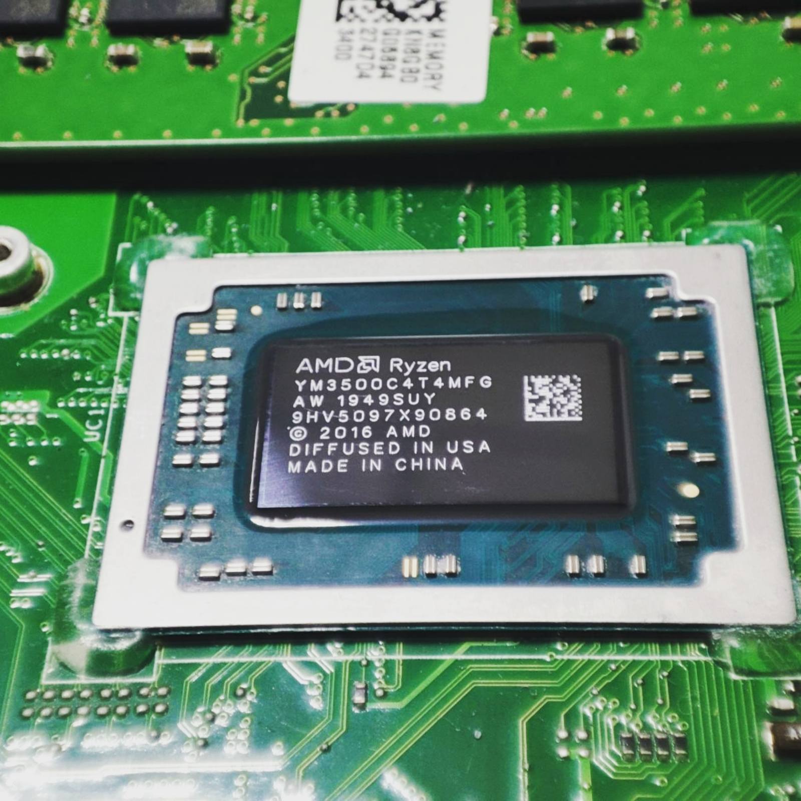 Специфика ремонта ноутбуков на базе процессоров Ryzen